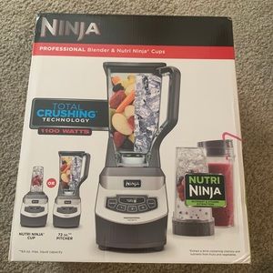 SOLD Ninja pro blender 1100